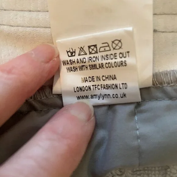 Fun silver pants - Picture 14 of 15